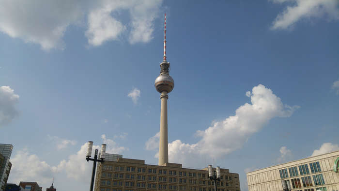 Berlin-Alexanderplatz mit Fernsehturm